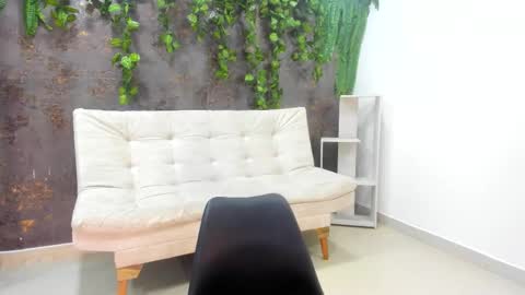 Alice online show from 11-19-25, 08:20