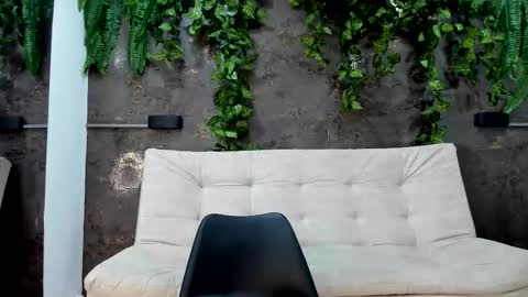 Alice online show from 01-12-26, 04:34