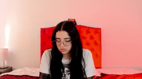 aliice_walker_ online show from 12-23-24, 06:58