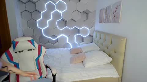 aliicemeow online show from 07-25-26, 04:32
