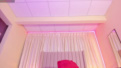 Alisson  online show from 01-11-25, 02:52