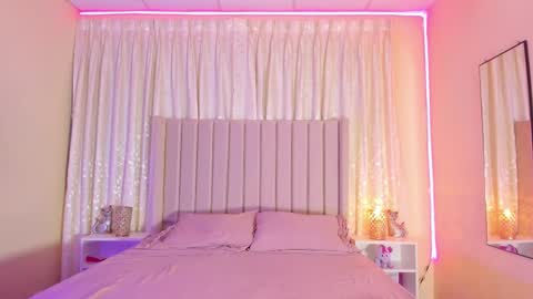 Alisson  online show from 03-11-25, 03:05