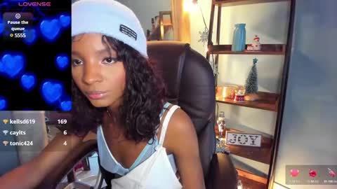 Snapshot of alika_houston chatting on 12-30-24, 07:26 IG Alik nasso    online show from 12-30-24, 07:26