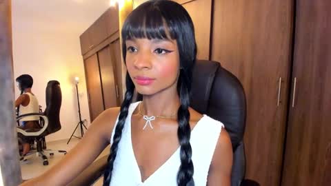 Snapshot of alika_houston chatting on 03-11-25, 06:32 IG Alik nasso    online show from 03-11-25, 06:32