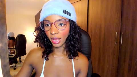 Snapshot of alika_houston chatting on 09-30-25, 03:55 IG Alik nasso    online show from 09-30-25, 03:55
