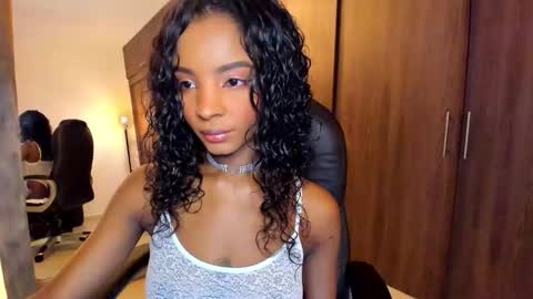 Snapshot of alika_houston chatting on 10-18-25, 02:47 IG Alik nasso    online show from 10-18-25, 02:47