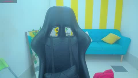 alina09_ online show from 11-16-25, 05:18