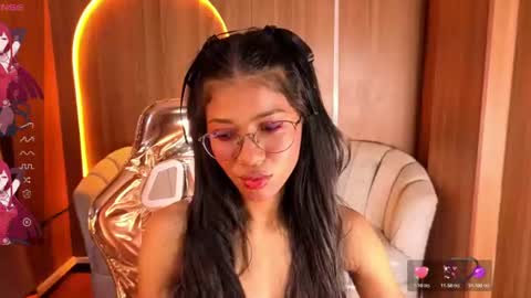 alina_b_ online show from 06-10-26, 01:10