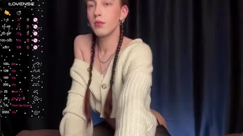 Snapshot of alina_flow chatting on 01-17-25, 08:00 Alexa online show from 01-17-25, 08:00