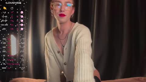 Snapshot of alina_flow chatting on 02-16-25, 09:05 Alexa online show from 02-16-25, 09:05