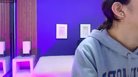 Alina online show from 02-12-25, 11:40