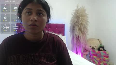 lili online show from 11-19-25, 03:28