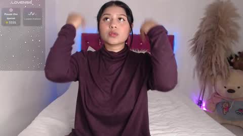 lili online show from 11-25-25, 03:39