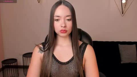 alinakravitz_ online show from 11-07-25, 12:16