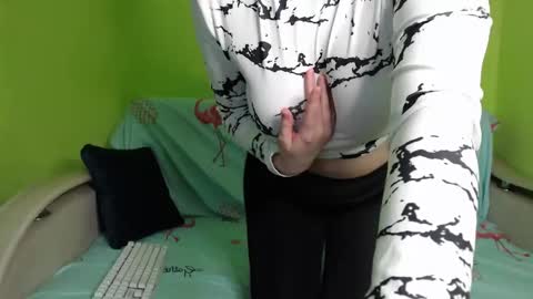 Snapshot of alinasei chatting on 03-08-26, 02:54 alinasei online show from 03-08-26, 02:54