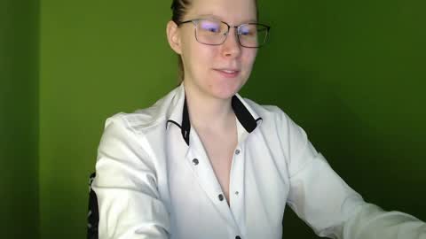 alinasei online show from 04-15-26, 01:07