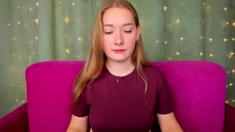 alinawise online show from 10-10-25, 01:15