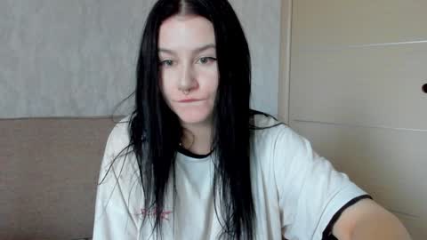 Aline Greeeen online show from 12-11-24, 05:43