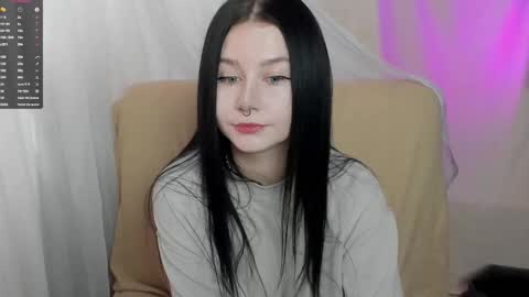 Aline Greeeen online show from 02-11-25, 03:50