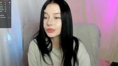 Aline Greeeen online show from 02-22-25, 01:44