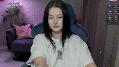 Aline Greeeen online show from 04-24-26, 08:28