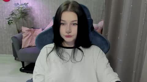 Aline Greeeen online show from 04-26-26, 06:55