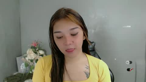 Shanti xhey online show from 02-05-25, 01:22