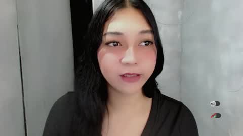 Shanti xhey online show from 11-28-25, 09:01