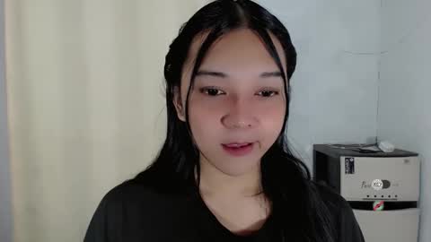 Snapshot of alisa_kiss_ chatting on 12-18-25, 09:54 Shanti xhey online show from 12-18-25, 09:54