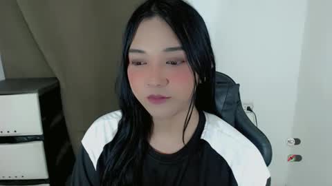 Snapshot of alisa_kiss_ chatting on 02-26-26, 05:23 Shanti xhey online show from 02-26-26, 05:23