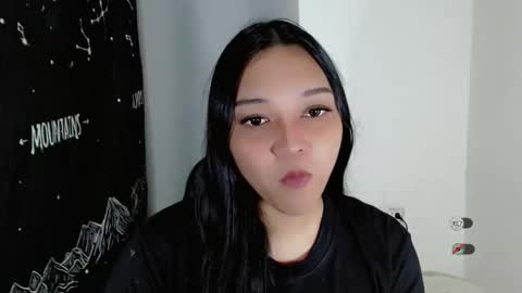 Snapshot of alisa_kiss_ chatting on 03-11-26, 06:25 Shanti xhey online show from 03-11-26, 06:25