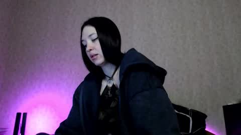 Snapshot of alisaadoll chatting on 11-09-25, 01:09 alisaadoll online show from 11-09-25, 01:09