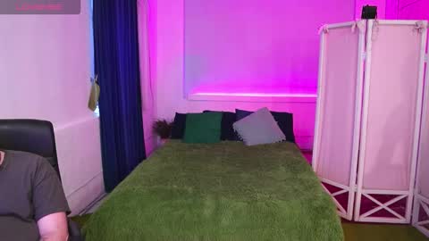 Alisa Aleks online show from 10-15-25, 05:18