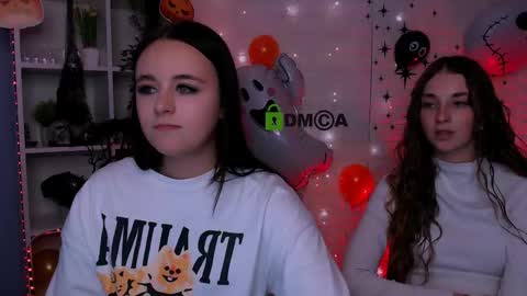 Snapshot of alisabliss chatting on 10-21-25, 02:51 Alisa online show from 10-21-25, 02:51