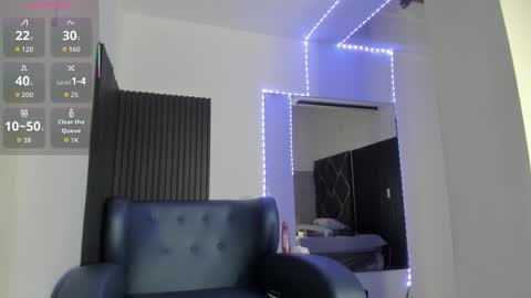 Snapshot of alise_mason chatting on 11-27-25, 08:22 alise_mason online show from 11-27-25, 08:22