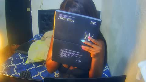 alisha_boes online show from 09-08-25, 06:40