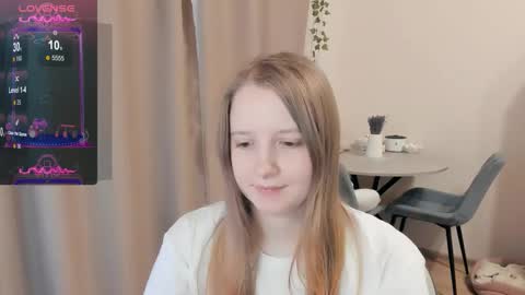 Alya online show from 10-15-25, 11:54