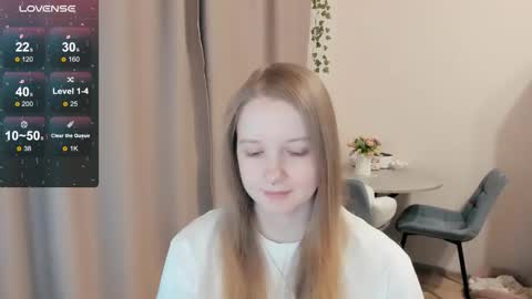 Alya online show from 11-26-25, 04:35