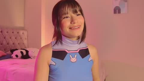 alisha_olsen_ online show from 09-11-25, 04:56