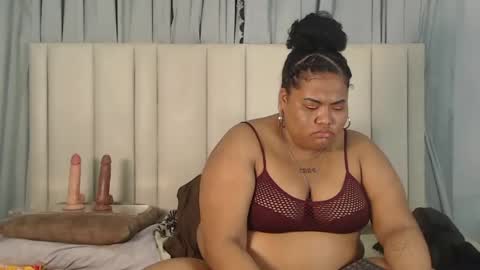 alishamonroe online show from 07-25-26, 02:20