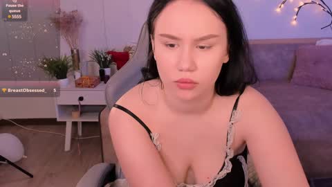 Alisia online show from 01-15-25, 07:15