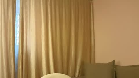 Alisia online show from 04-28-26, 07:02