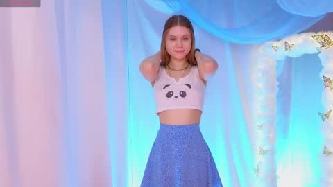 Alisia online show from 01-28-25, 07:22