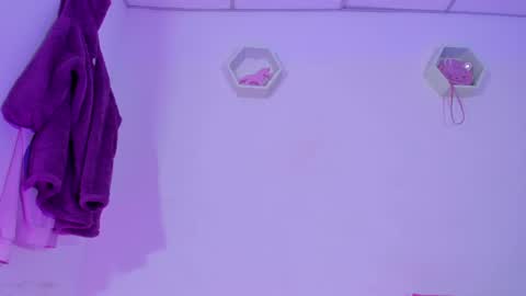 Alisia online show from 01-17-25, 12:53