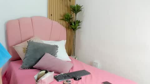 Alison online show from 11-26-25, 11:33