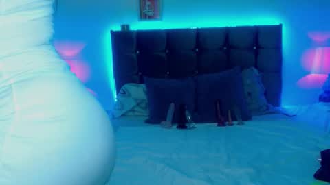 Snapshot of alison_girl22 chatting on 01-15-26, 10:46 Alison online show from 01-15-26, 10:46