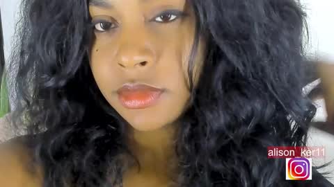 Snapshot of alison_ker chatting on 01-31-25, 01:12 Sofias house online show from 01-31-25, 01:12