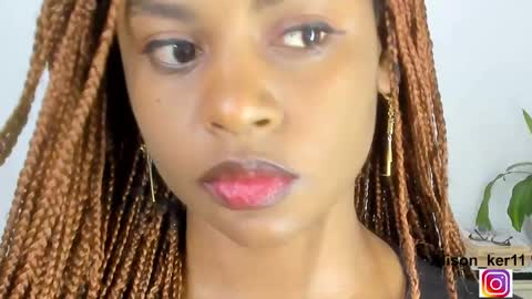 Snapshot of alison_ker chatting on 09-15-25, 02:11 Sofias house online show from 09-15-25, 02:11