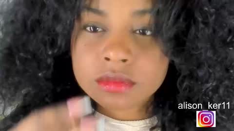 Snapshot of alison_ker chatting on 12-17-25, 08:31 Sofias house online show from 12-17-25, 08:31