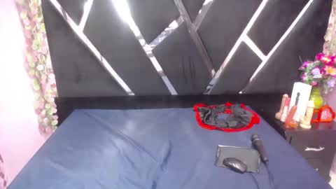 Alison Meiker online show from 02-17-25, 04:48